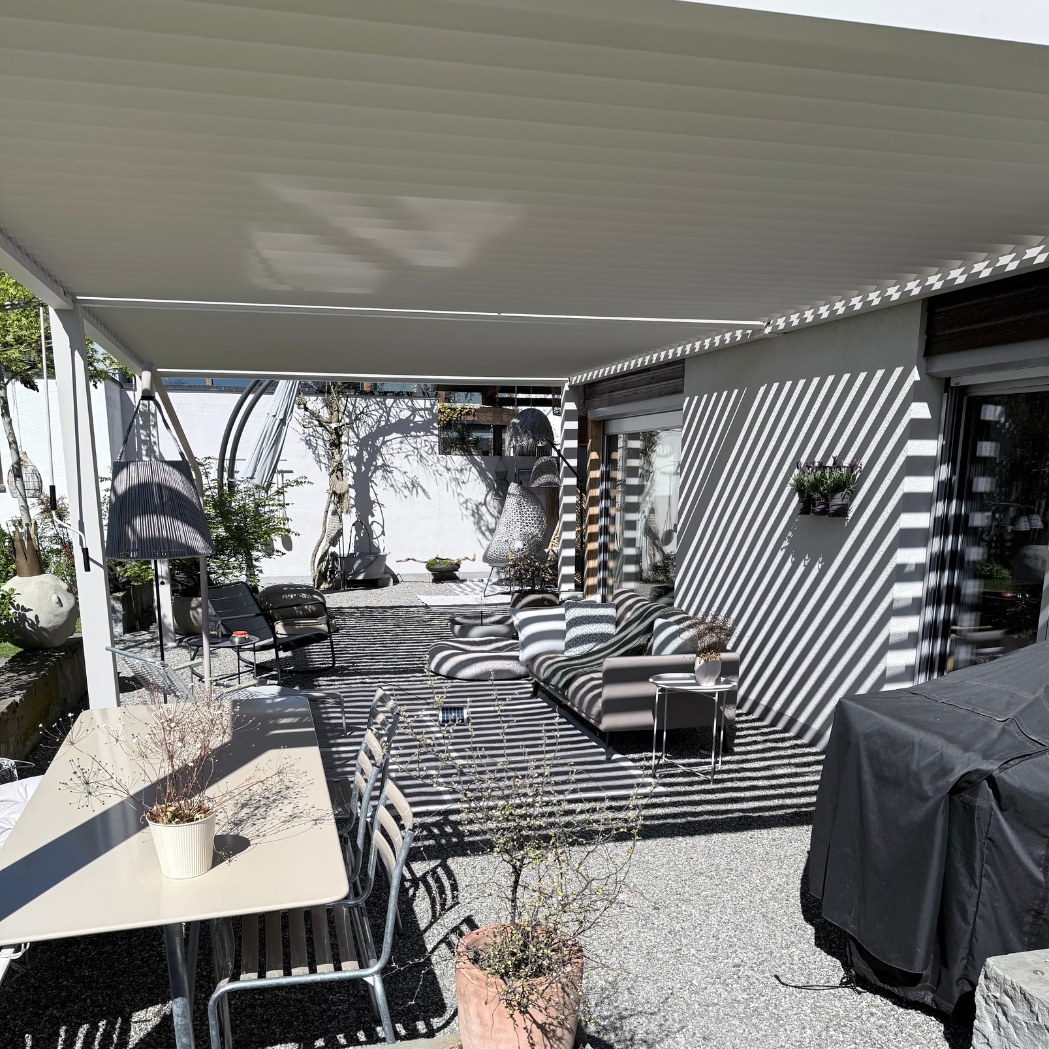 Weide Pergola 4x8m | Voll-Aluminium | elektrisches Lamellendach & LED-Beleuchtung | Ivory Sand - Afbeelding 4